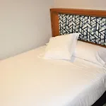 Hotel Celanova Ξενοδοχείο 2*