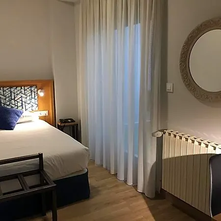 Hotel Celanova 2* ثيلانوفا