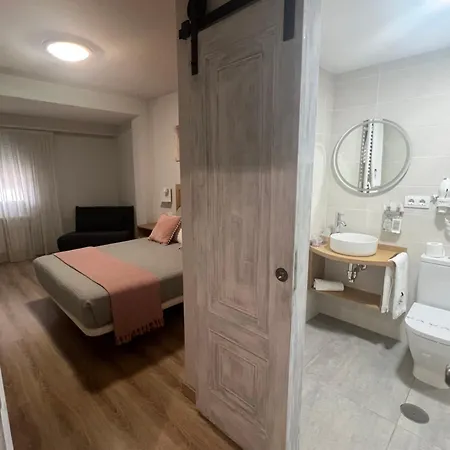 Hotel Celanova Hotel 2*