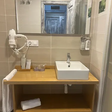 Hotel Hotel Celanova 2*