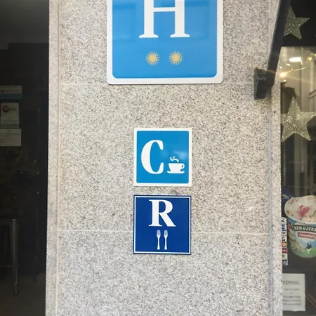 Hotel Celanova Отель