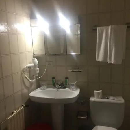 Hotel Celanova ثيلانوفا