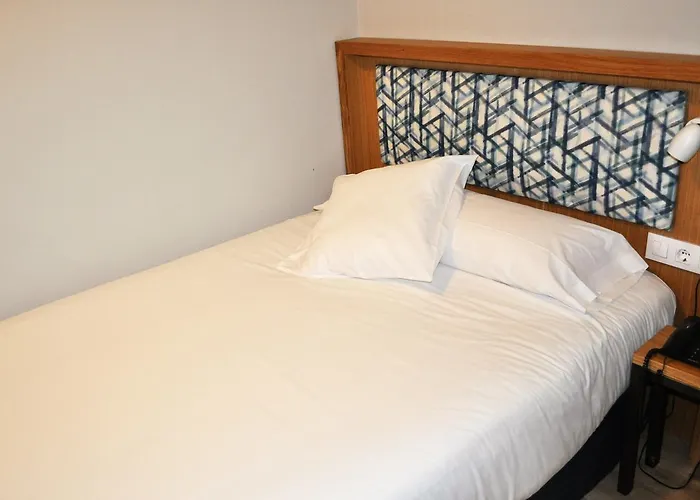 Hotel Celanova Hotel 2*